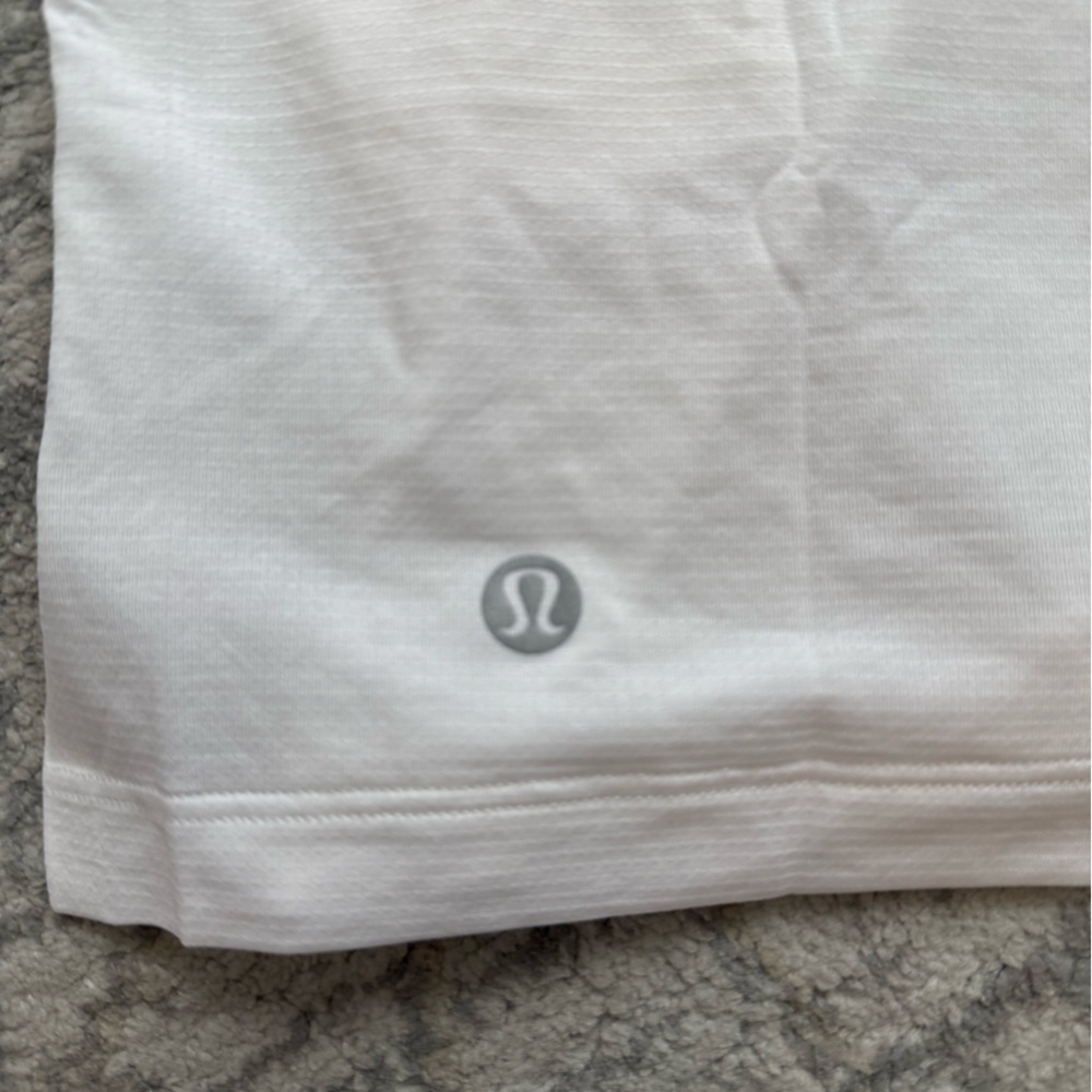 Lululemon Ultralight Waist-Length T-Shirt White - Picture 9 of 11